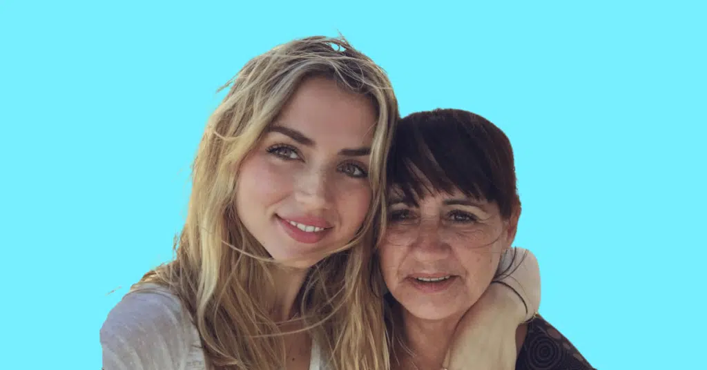Ana de Armas's family members, including parents, in high resolution