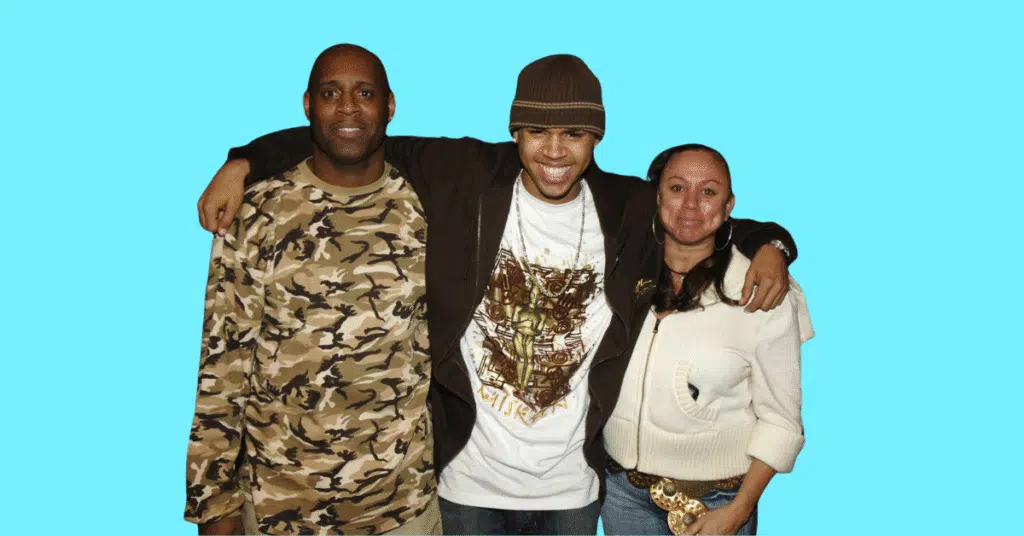 Chris Brown's family members, including parents, in high resolution